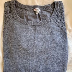 Authentic grey GUESS knit sweater